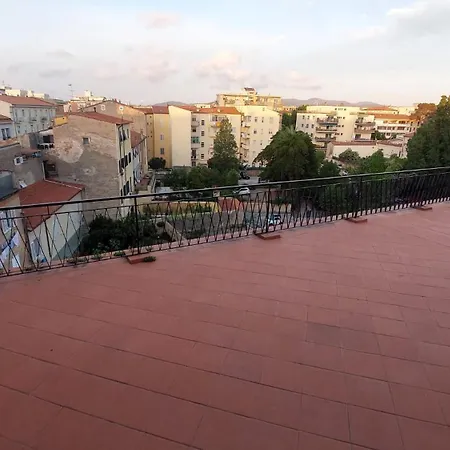 La Casina Di Pully Livorno